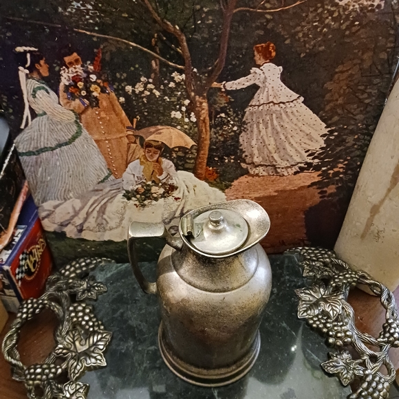 🇺🇲Antique Server Grand Silver Co.Wear Brite Nickel Silver Pitcher,Gift!🛍 - Picture 9 of 16